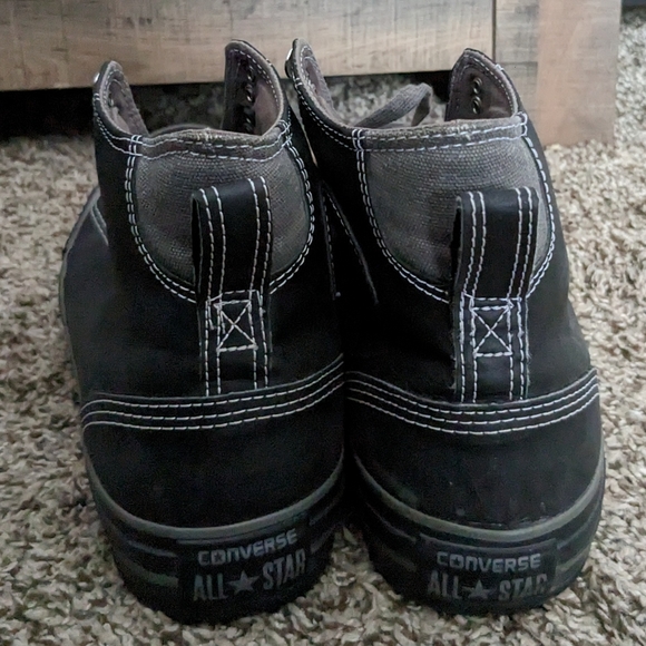 Converse Size 11 Men's - Picture 4 of 5